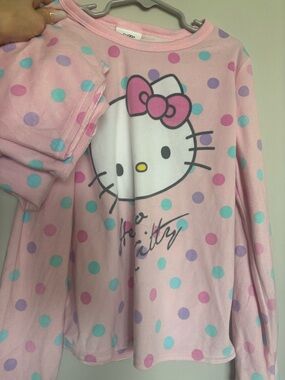 Hello Kitty Pink Long-Sleeve Pajama Top with Pastel Polka Dots